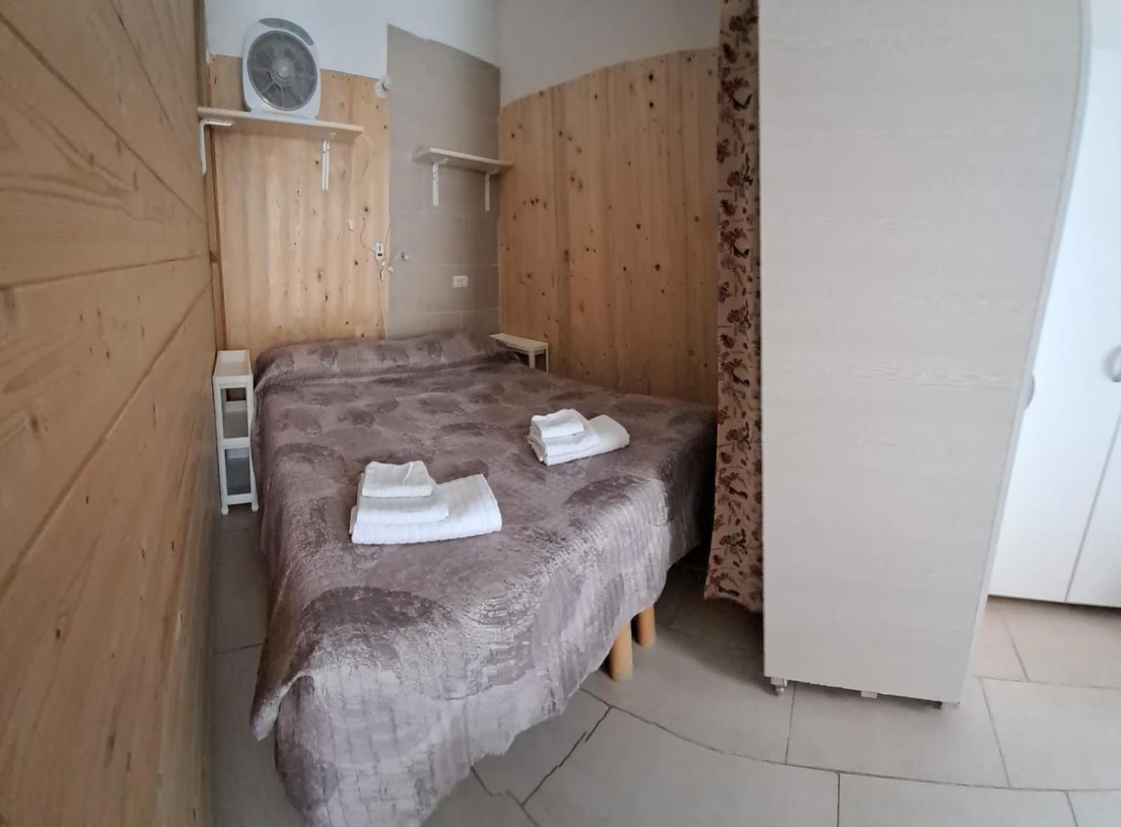 Dimoramadonnella Apartment Бари Екстериор снимка